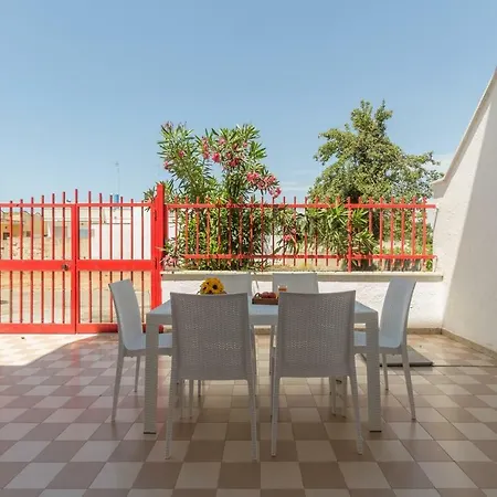 Casa Gaia Con Giardino Apartment